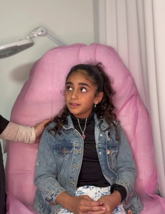 אושר, התחילה טיפולי הסרת שיער בלייזר בגיל 8 אושר, התחילה טיפולי הסרת שיער בלייזר בגיל 8