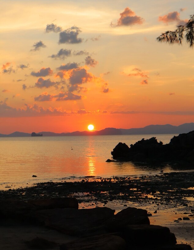 השקיעה מהמלון השקיעה מהמלון