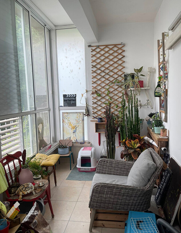 מרפסת של פעם חדר ילדה רוחמה אבו לפני ג 