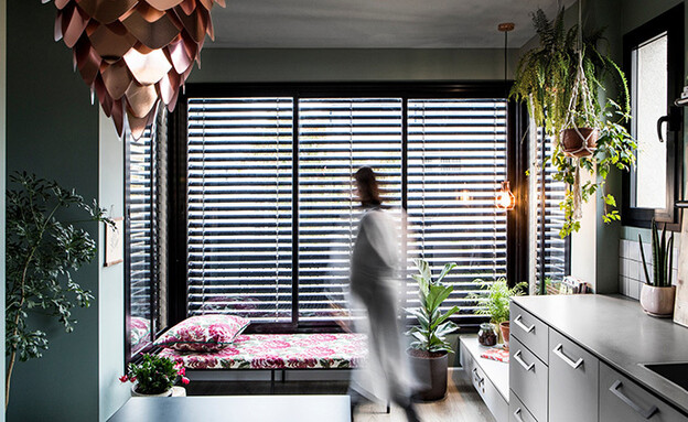 מרפסת של פעם עיצוב ורד בונפיליולי 