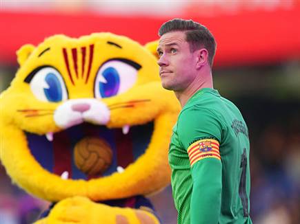 טר שטגן. יעזוב את ברצלונה ויישאר בקטלוניה? (Alex Caparros/Getty Im (צילום: ספורט 5)