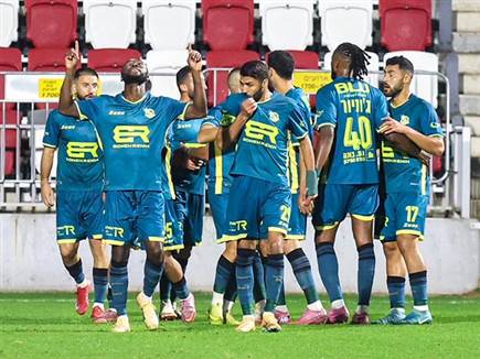 מוחמד שכר, שבישל, הבקיע את השלישי (קובי אליהו)