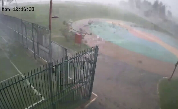 רוחות עזות באור יהודה