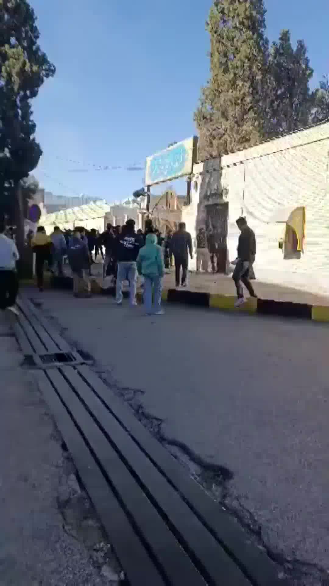 דיווח באיראן: בניין ממשלתי הותקף בדרום המדינה ע"י המפגינים