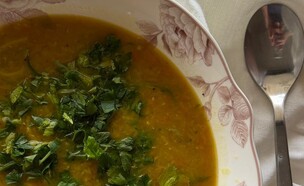 מרק עדשים של חנושה (צילום: חנושה (בת חן שמעיה), mako אוכל)