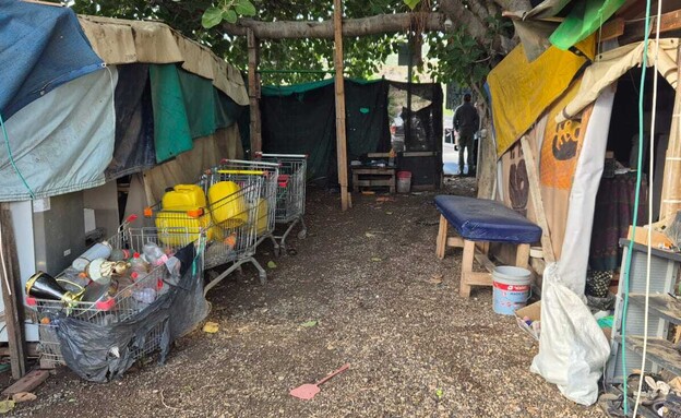 המתחם שפונה בחוף צינברי בכינרת