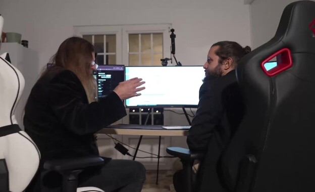 לוקאץ' וקלינגר במשרד