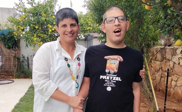 רותי ויהונתן רבינוביץ' רותי ויהונתן רבינוביץ'