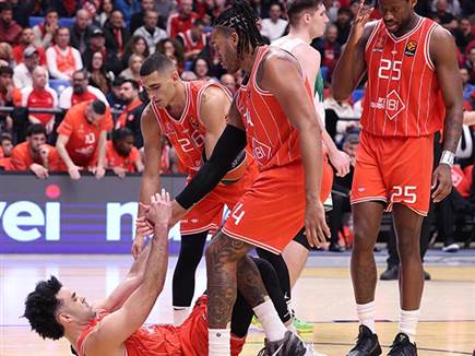 למרות ההפסד, סיבוב בגדר חלום (אלן שיבר) (צילום: ספורט 5)