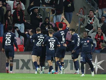 הפועל ירושלים חגגה ראשונה (דני מרון)