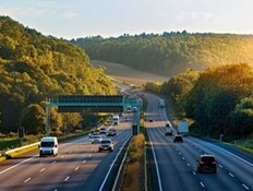 תן גז: המדינה שלא רוצה הגבלת מהירות - כדי להציל חיים