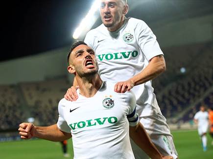 לביא עם אצילי. חלק מתור הזהב של הכדורגל הישראלי (אלן שיבר) (צילום: ספורט 5)