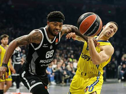 (Photo by Srdjan Stevanovic/Euroleague Basketball via Getty Images (צילום: ספורט 5)