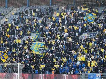 הקהל של מכבי ת&ldquo;א נהנה מהופעה טובה (דני מרון)