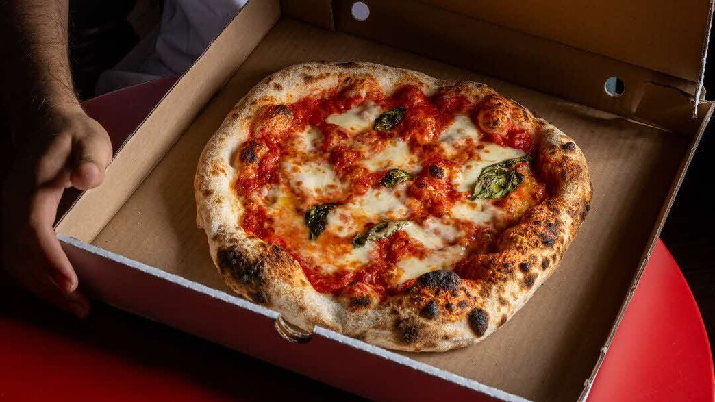 פיצריה חדשה שנפתחה דווקא במלון. ZUTT