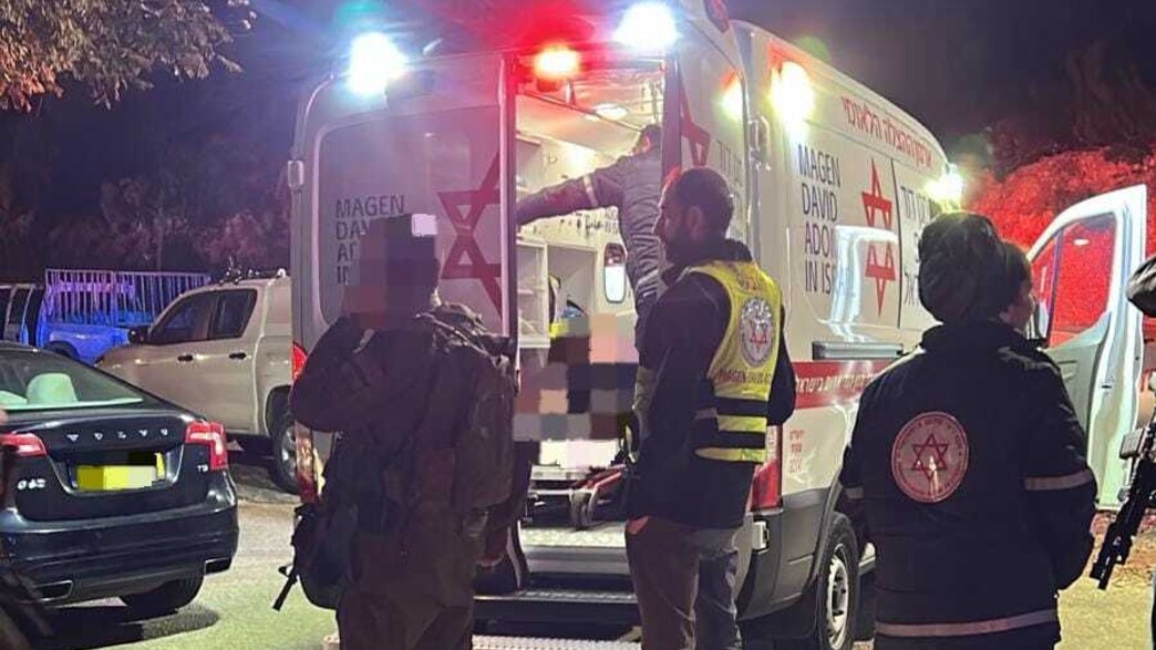 זירת חשד לפיגוע כביש 465 זירת חשד לפיגוע כביש 465