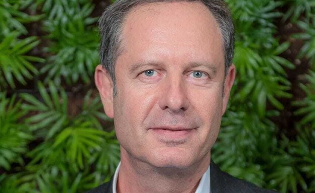 אופיר פינס אופיר פינס