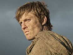 פיטר קלאפי, "האביר משבע הממלכות" (צילום: Steffan Hill/HBO, יחסי ציבור)