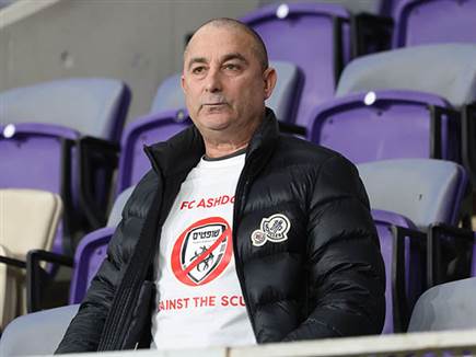 המחאה של ג`קי בן זקן (דני מרון)