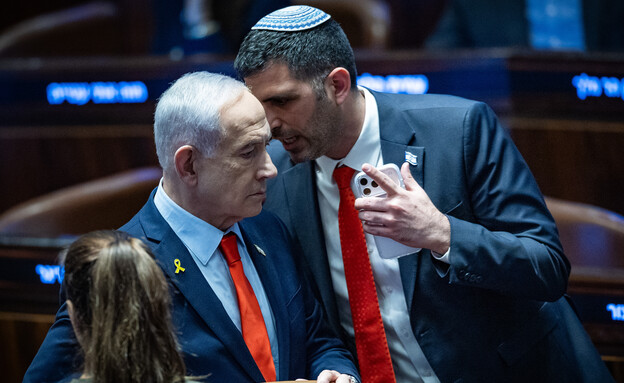 בנימין נתניהו ושלמה קרעי בדיון 40 חתימות בנימין נתניהו ושלמה קרעי בדיון 40 חתימות