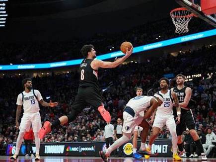 הכל עליו (Soobum Im/NBAE via Getty Images) (צילום: ספורט 5)