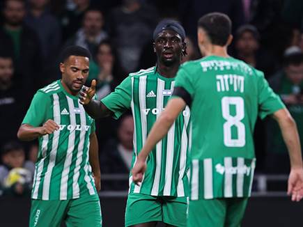 והירוקים שייטו לניצחון קליל (צילום: מאור אלקסלסי)