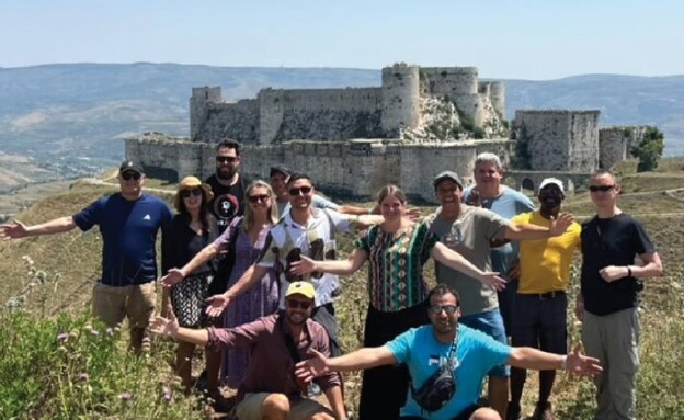 תיירים בסוריה  (צילום: לפי סעיף 27א' לחוק זכויות יוצרים)