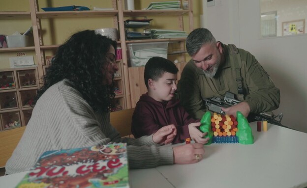 הוריו של מיתר רוז