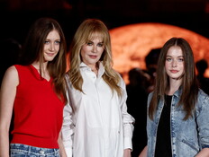 ניקול קידמן ובנותיה (צילום: רויטרס)