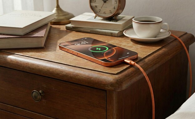 אייפון בהטענה