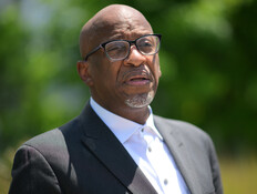 דוני מקלורקין