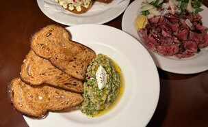 סוזנה בערב. בארותיים (צילום: לין לוי, mako אוכל)