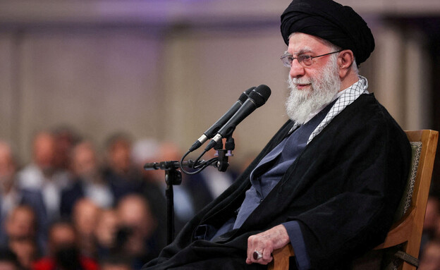 המנהיג העליון של איראן עלי ח'אמנאי המנהיג העליון של איראן עלי ח'אמנאי