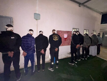 עצורים פלסטינים חגגו בזמן ירי טילים מאיראן - והועברו לכלא ביטחוני