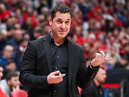 והתזמורת של אלון סיפקה קונצרט לפנתיאון (ברני ארדוב)