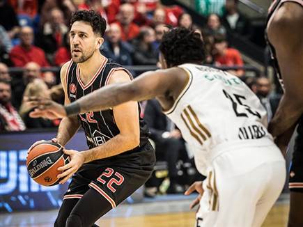 אבל במחצית השנייה מיציץ` השתחרר (צילום: עודד קרני)