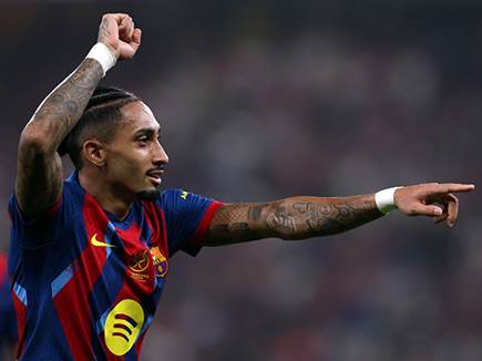 וראפיניה הוסיף צמד ובישול (Yasser Bakhsh/Getty Images)