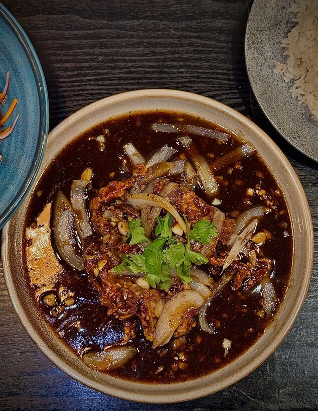 פונים פאד פריק תאי דאם. המראה קצת מאיים, הטעם נפלא