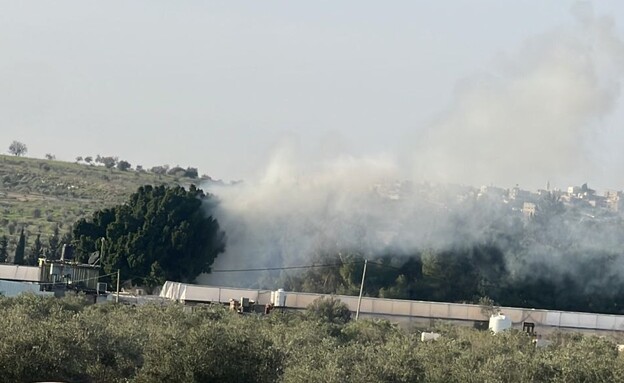 עשרות פורעים הציתו רכב בכפר ליד השומרון