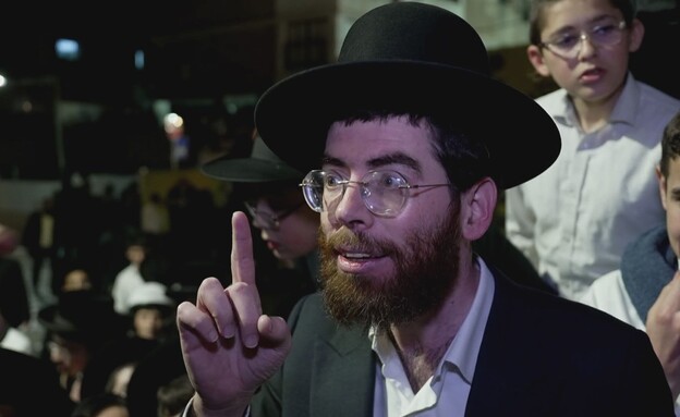 העריקים והארגונים שמסייעים להם