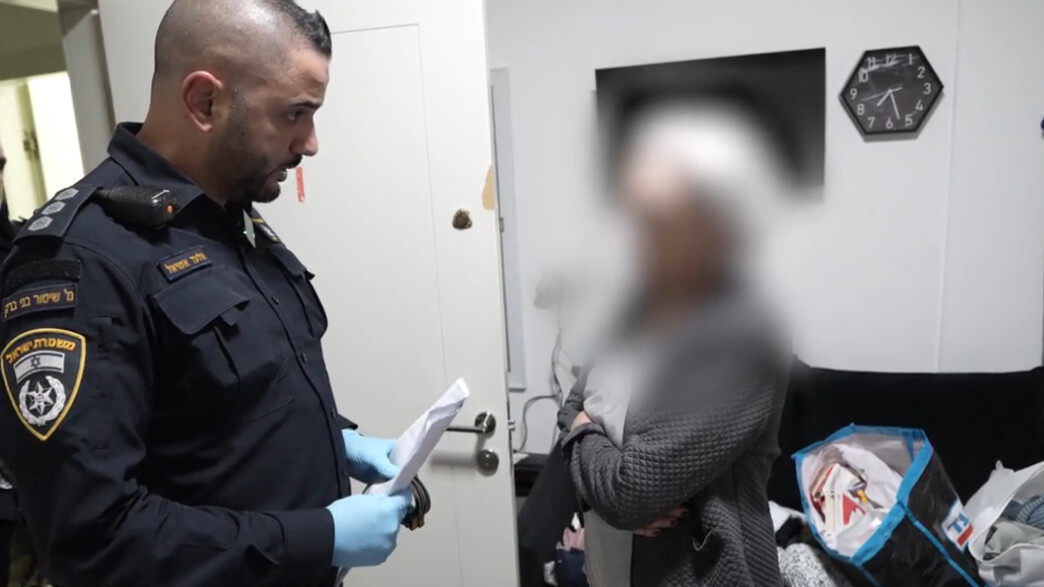 בלב בני ברק: נחשפה דירה ששימשה כבית בושת בלב בני ברק: נחשפה דירה ששימשה כבית בושת