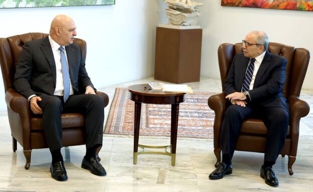 ראש ממשלת לבנון ונשיא לבנון בפגישה