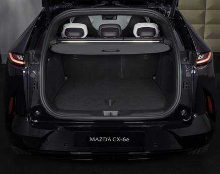 468 ליטר מאחור