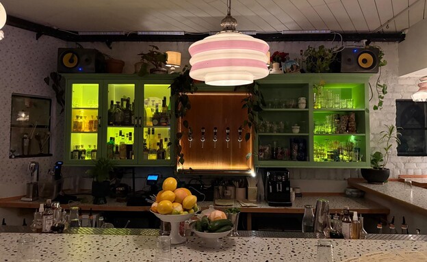 בר קוקטיילים החדש של פרדס חנה. דרינקייה