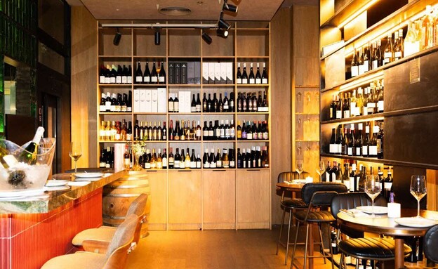 בר יין חדש בפתח תקווה. ויויאן בר יין חדש בפתח תקווה. ויויאן