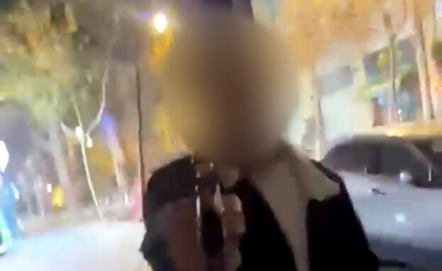 תיעוד: לוחם מג"ב יורה באוויר בירושלים 