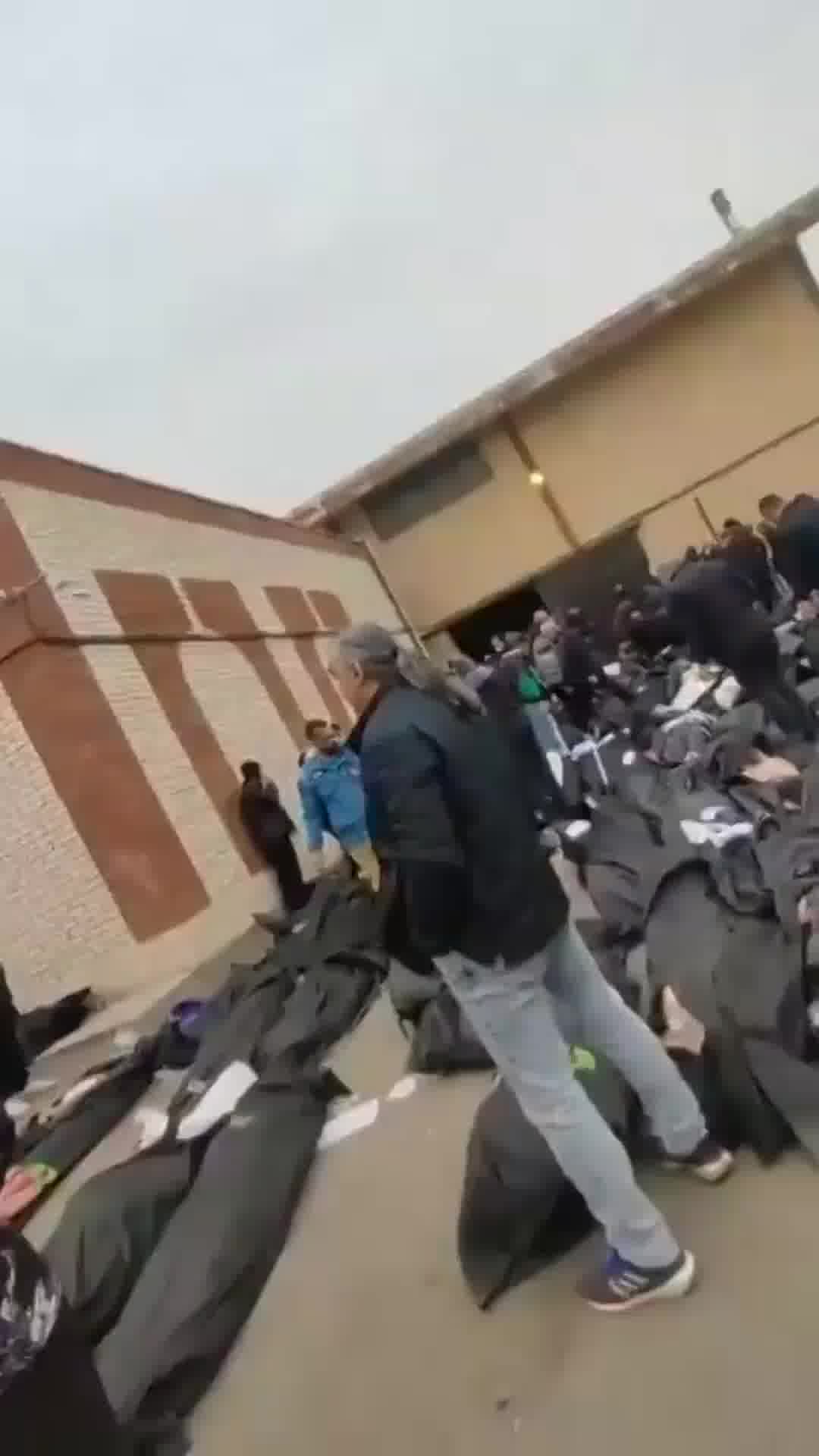 דיווח באיראן: עשרות מפגינים נורו בימים האחרונים על ידי המשטר