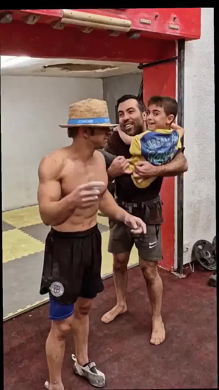 אי פעם תהיתם עד כמה מטפסי הרים חזקים?