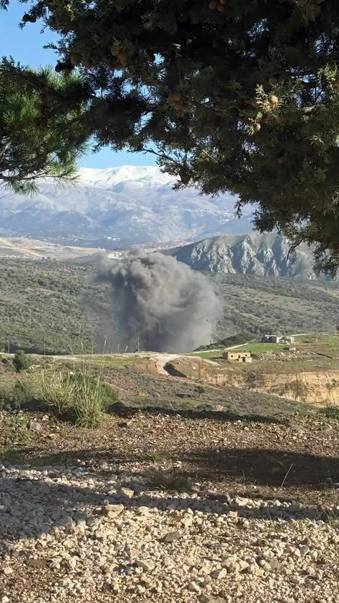 צה"ל תוקף תשתיות של ארגון הטרור חיזבאללה בדרום לבנון