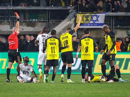 רגע שליפת האדום לאווסו (קובי אליהו)